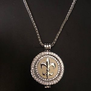 Fleur de lis necklace